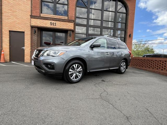 used 2020 Nissan Pathfinder car, priced at $17,928