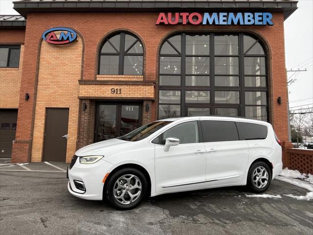 used 2022 Chrysler Pacifica car, priced at $23,995