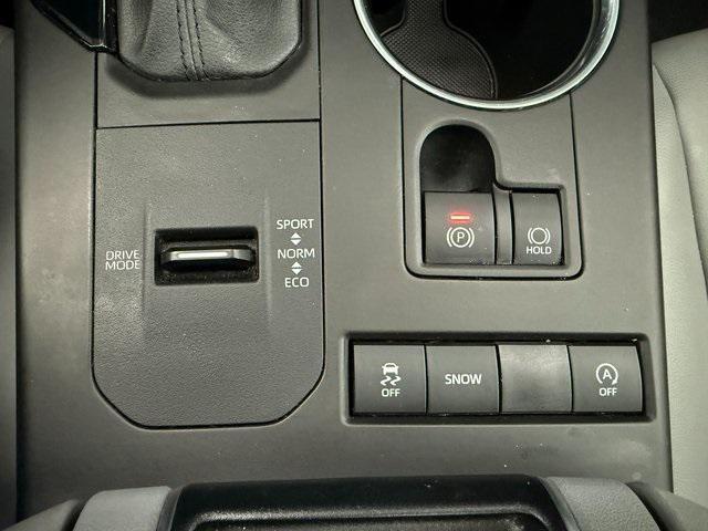 used 2020 Toyota Highlander car, priced at $28,956