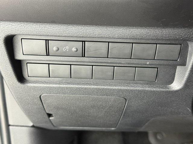used 2024 Mitsubishi Outlander car, priced at $22,677