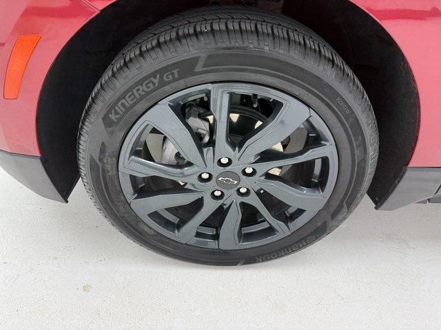 used 2023 Chevrolet Equinox car, priced at $25,611