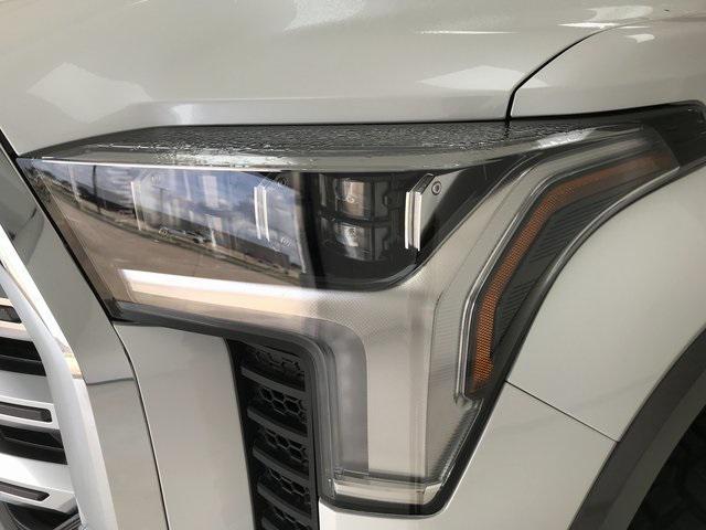 new 2025 Toyota Tundra Hybrid car, priced at $71,780