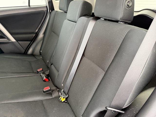 used 2018 Toyota RAV4 car