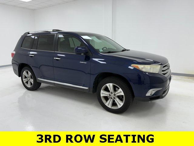 used 2013 Toyota Highlander car, priced at $10,907