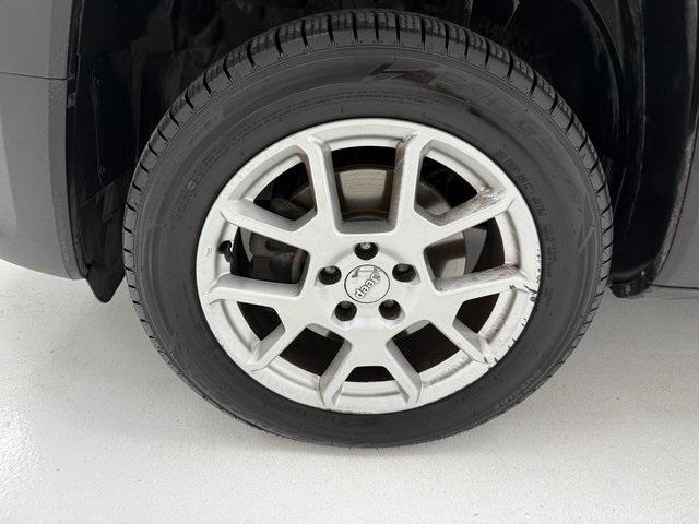 used 2019 Jeep Renegade car, priced at $15,046