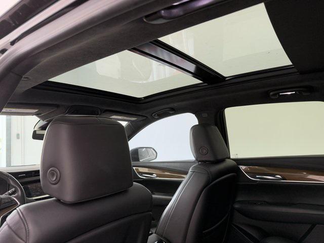 used 2018 Cadillac XT5 car, priced at $22,643