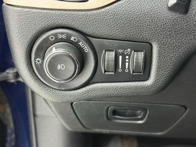 used 2016 Jeep Cherokee car, priced at $11,587