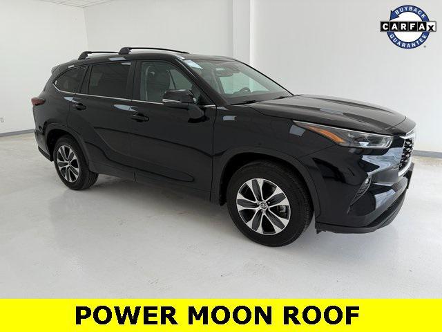 used 2024 Toyota Highlander Hybrid car, priced at $45,866