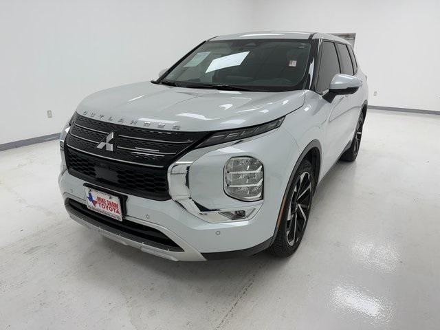 used 2023 Mitsubishi Outlander car, priced at $25,366