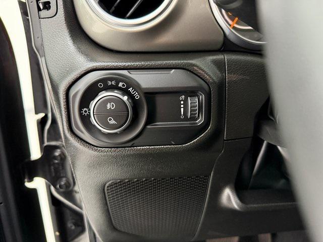 used 2023 Jeep Gladiator car, priced at $31,273