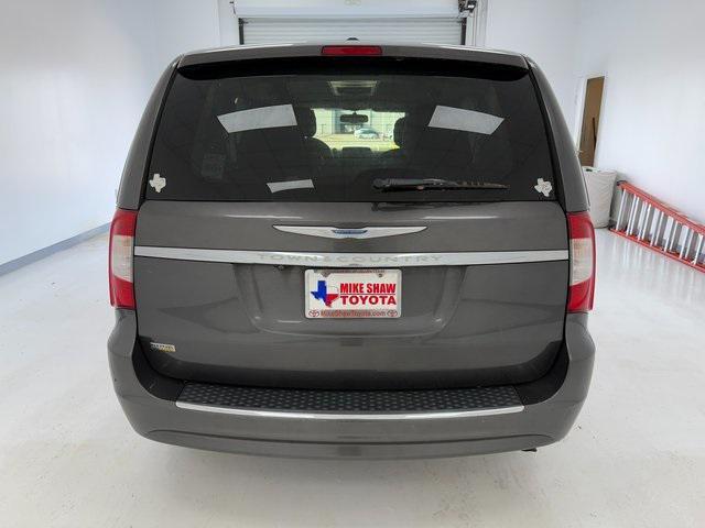 used 2015 Chrysler Town & Country car, priced at $8,385