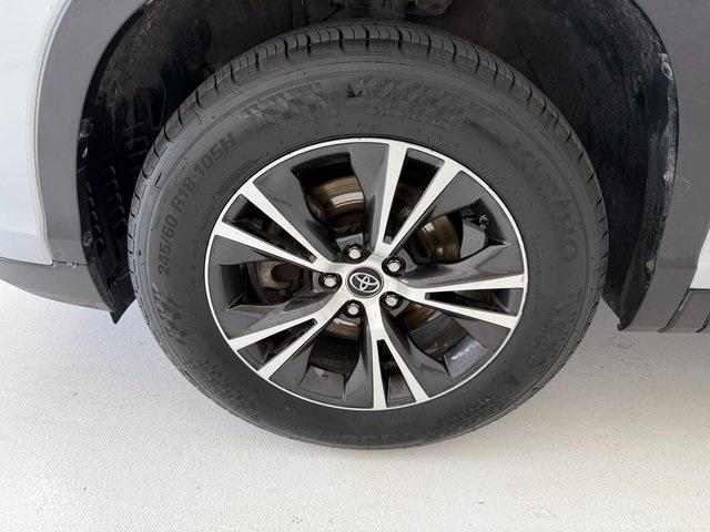 used 2019 Toyota Highlander car, priced at $20,376