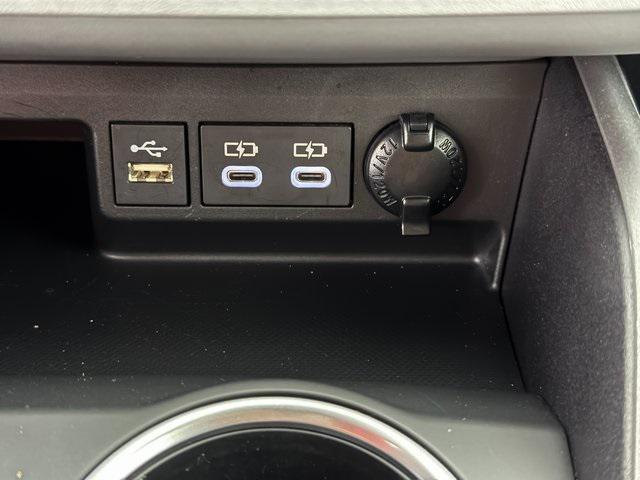 used 2023 Toyota Highlander Hybrid car, priced at $32,679