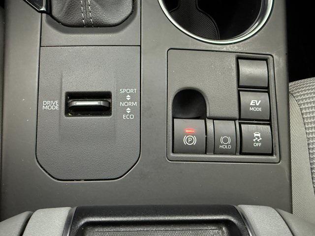 used 2023 Toyota Highlander Hybrid car, priced at $32,679