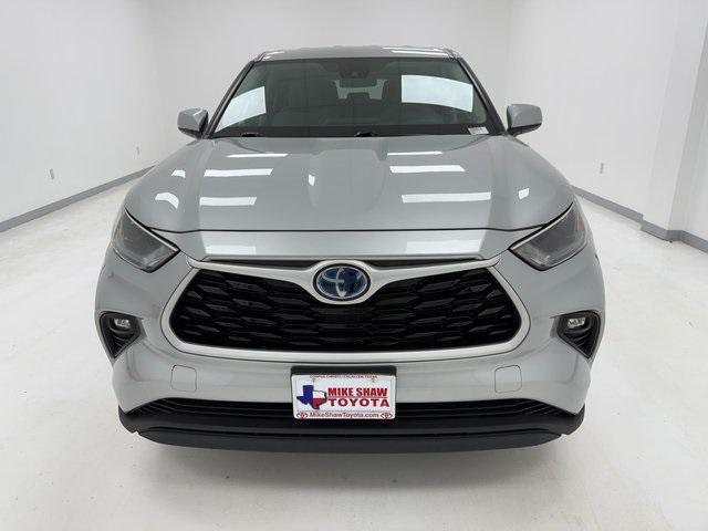 used 2023 Toyota Highlander Hybrid car, priced at $32,679