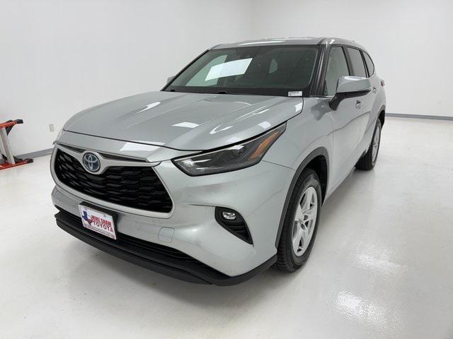 used 2023 Toyota Highlander Hybrid car, priced at $32,679