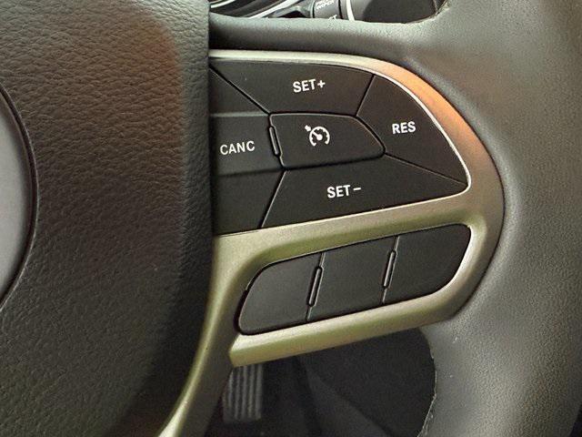 used 2022 Jeep Cherokee car, priced at $21,500