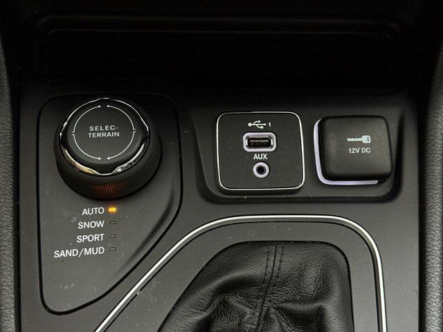 used 2022 Jeep Cherokee car, priced at $21,500