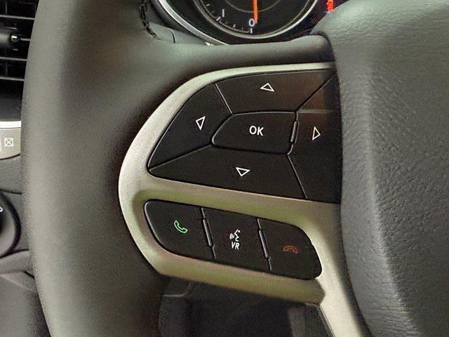 used 2022 Jeep Cherokee car, priced at $21,500