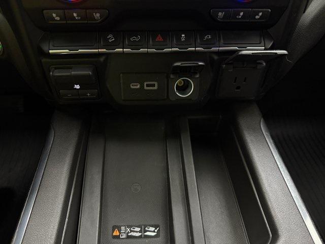 used 2022 GMC Sierra 1500 car, priced at $43,073