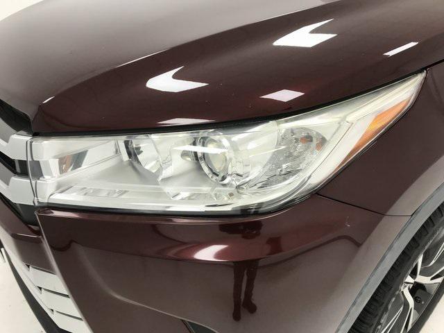 used 2019 Toyota Highlander car, priced at $23,575