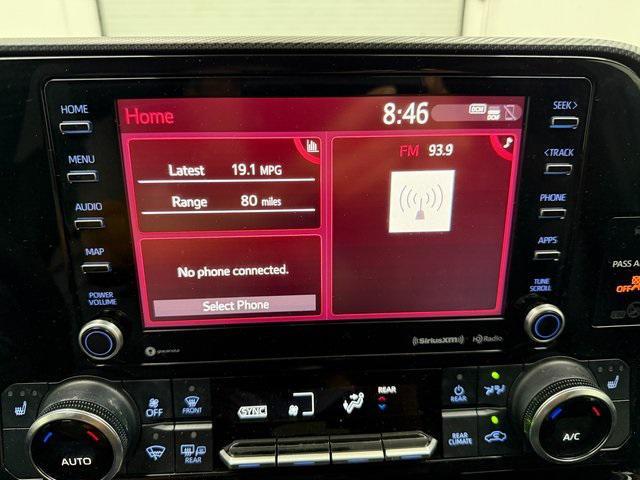 used 2022 Toyota Highlander car, priced at $31,591