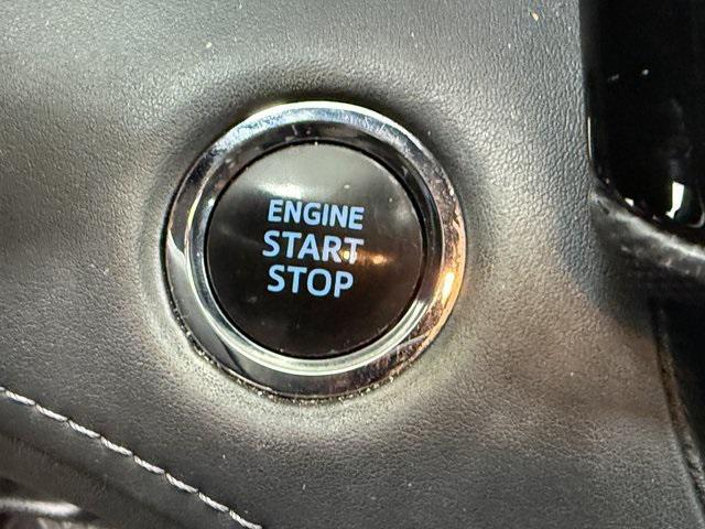 used 2022 Toyota Highlander car, priced at $31,591