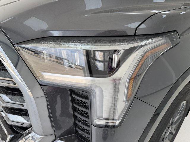 new 2025 Toyota Tundra Hybrid car, priced at $71,088