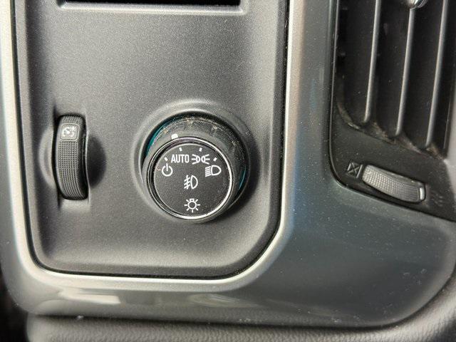 used 2015 Chevrolet Silverado 1500 car, priced at $25,191