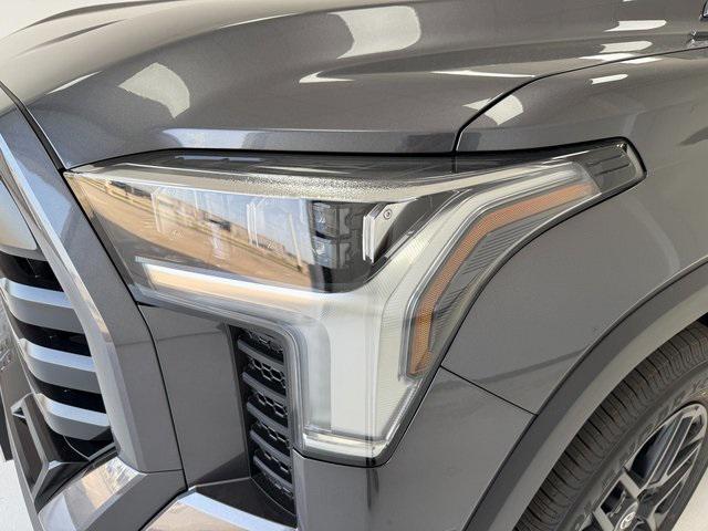 new 2025 Toyota Tundra Hybrid car, priced at $65,562