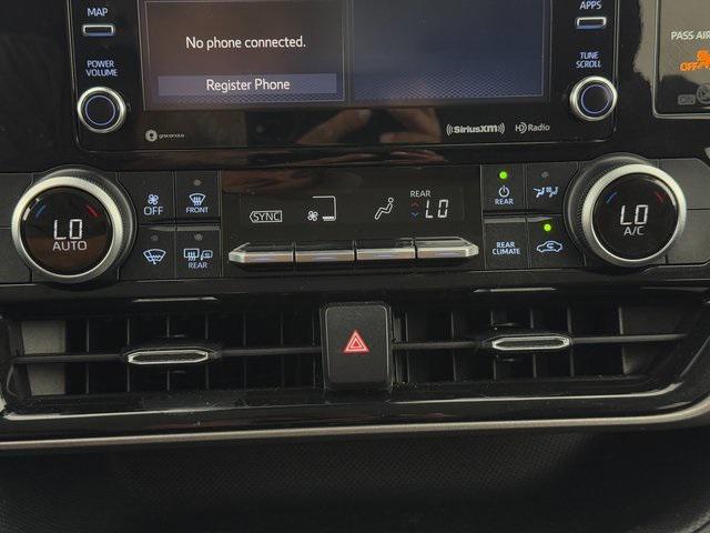used 2021 Toyota Highlander car, priced at $27,123