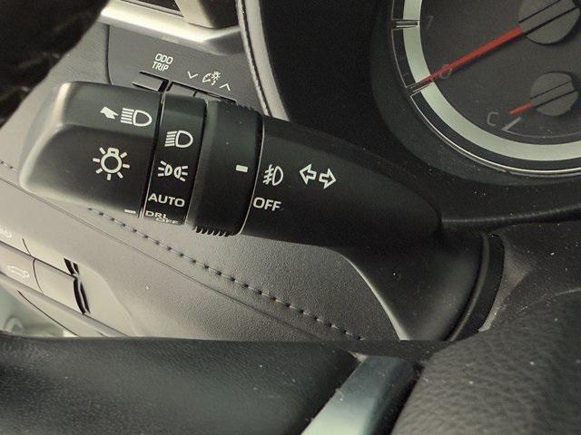 used 2021 Toyota Highlander car, priced at $27,123