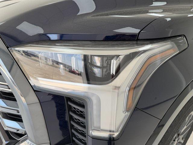 new 2025 Toyota Tundra Hybrid car, priced at $71,638