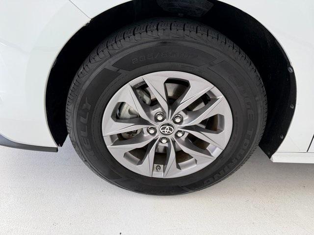 used 2023 Toyota Sienna car, priced at $38,084