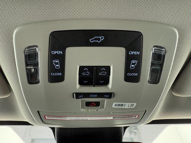 used 2023 Toyota Sienna car, priced at $38,084