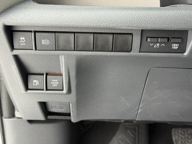 used 2023 Toyota Sienna car, priced at $38,084