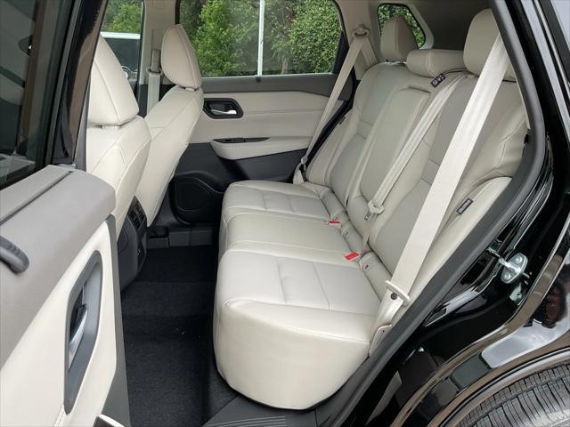 new 2025 Nissan Rogue car, priced at $32,023