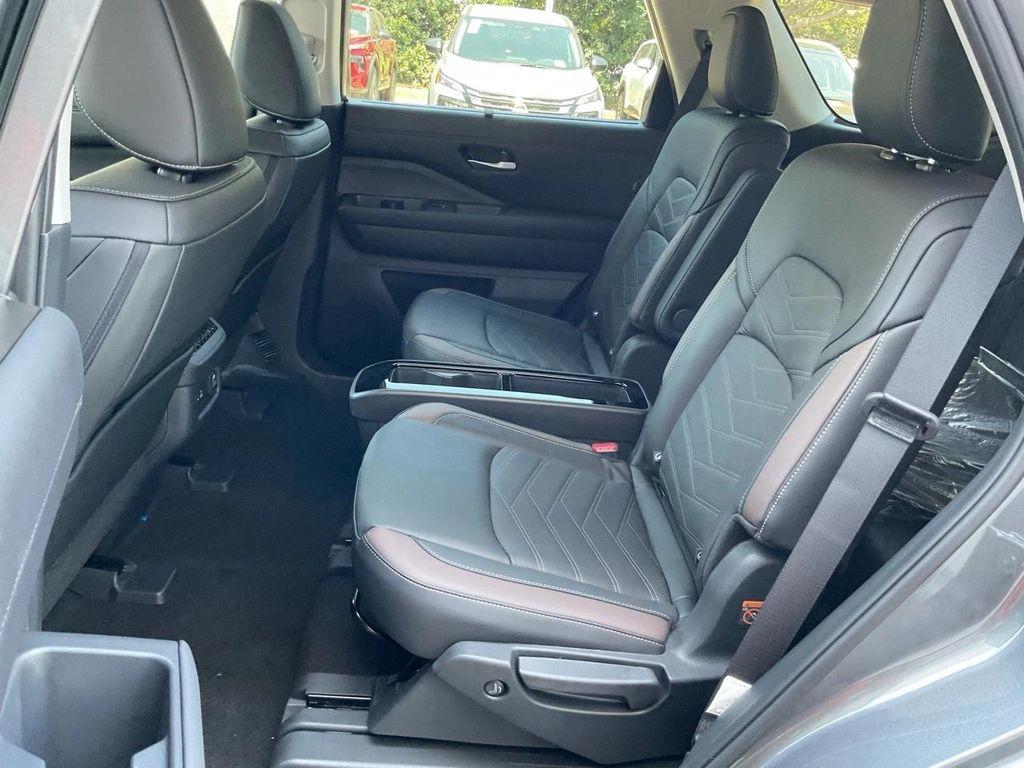 new 2025 Nissan Pathfinder car, priced at $48,640