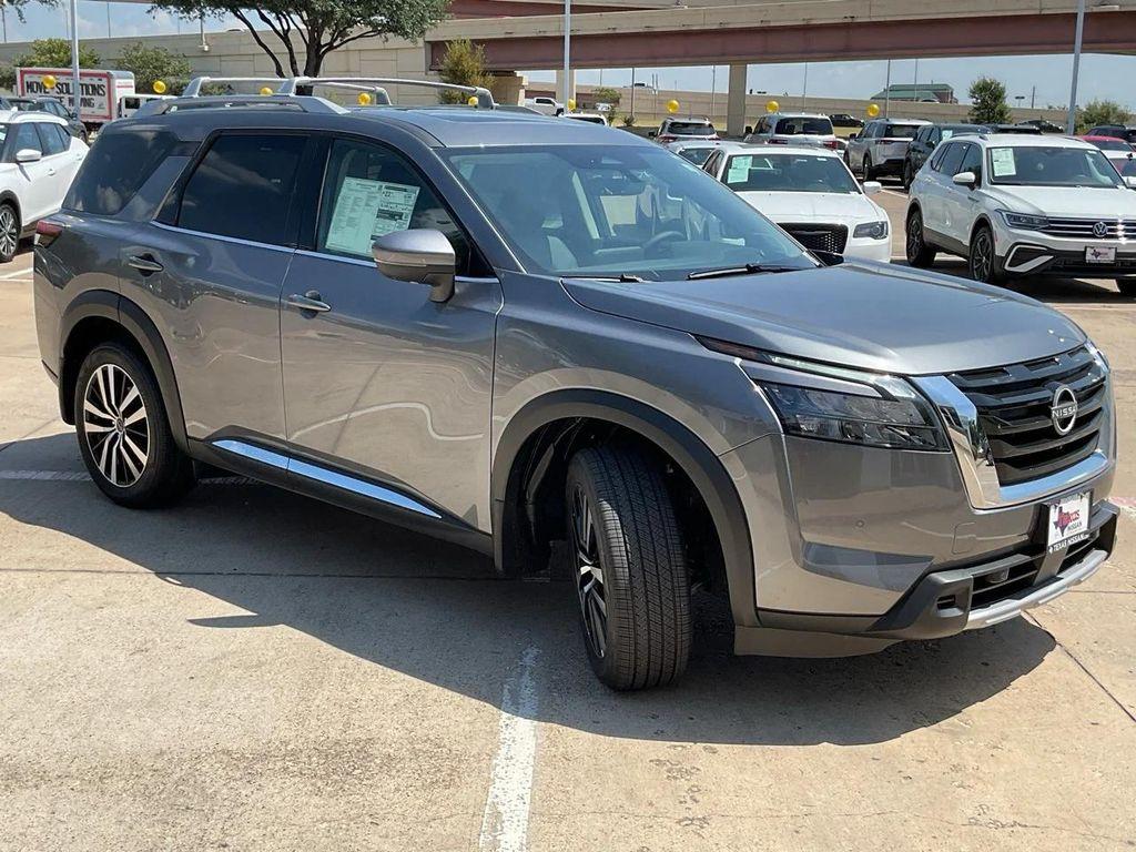 new 2025 Nissan Pathfinder car, priced at $48,640