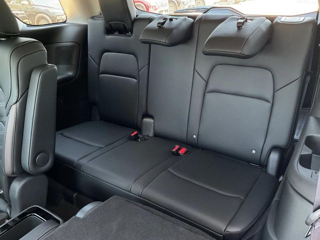 new 2025 Nissan Pathfinder car, priced at $48,640