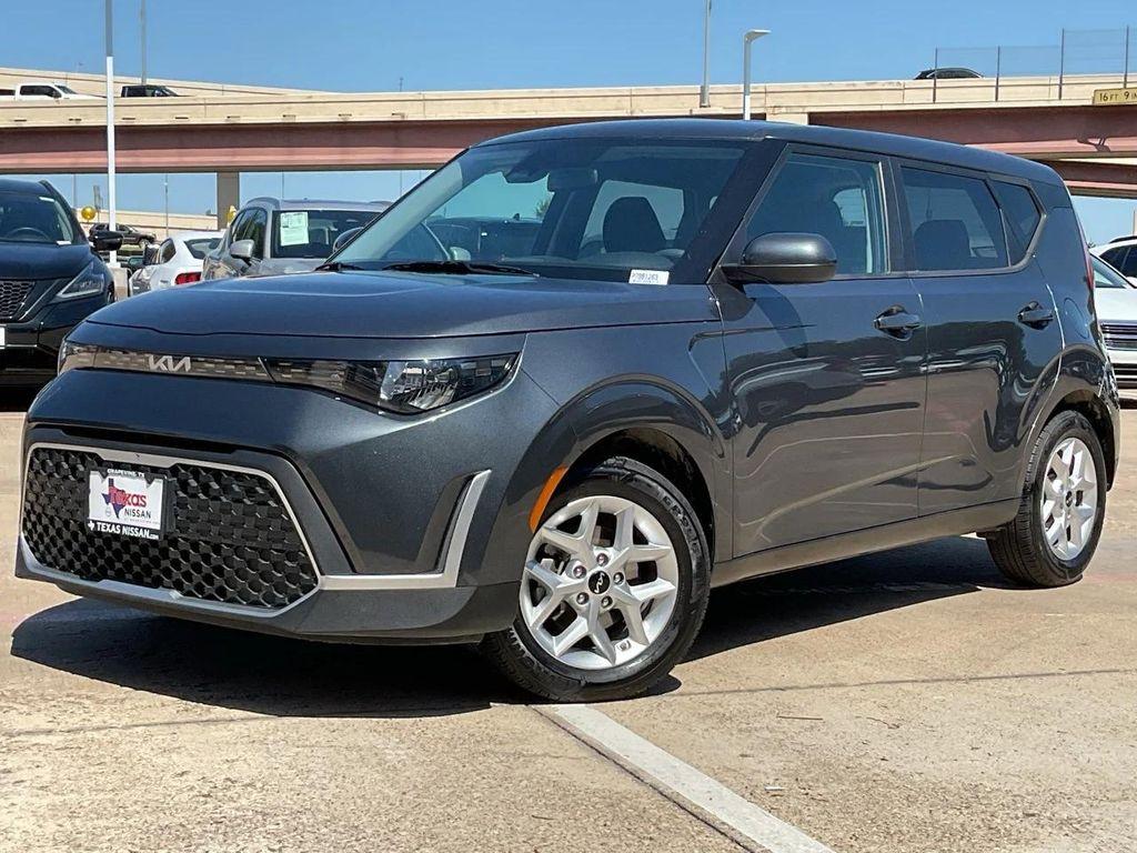 used 2023 Kia Soul car, priced at $15,801
