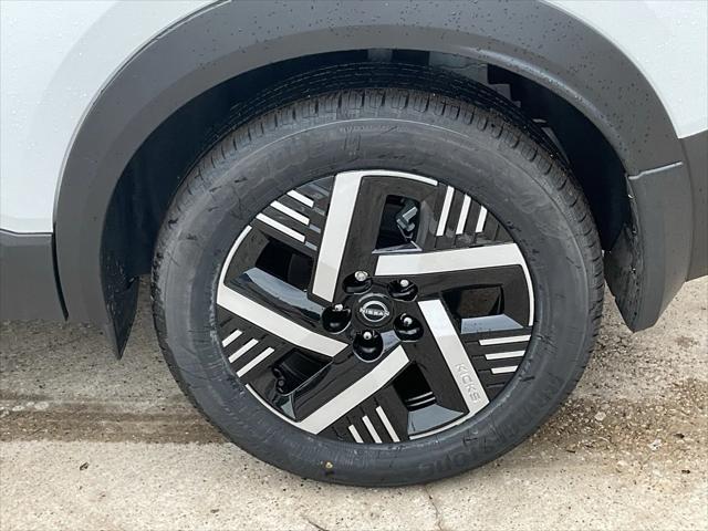 new 2025 Nissan Kicks car, priced at $24,811