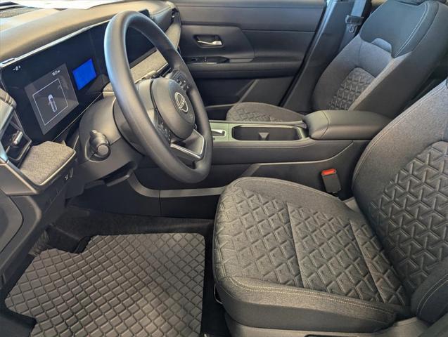 new 2025 Nissan Kicks car, priced at $24,811