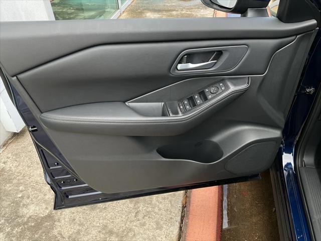 new 2025 Nissan Rogue car, priced at $30,253