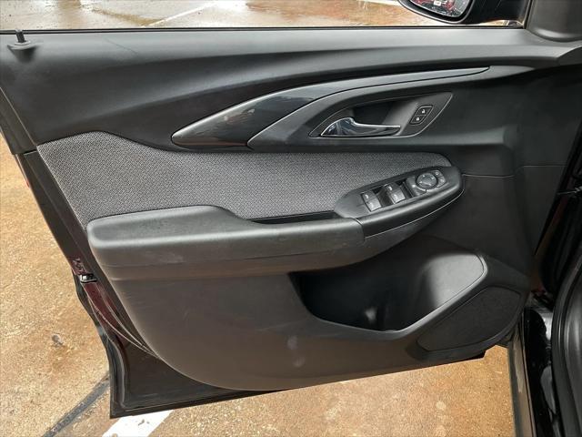 used 2023 Chevrolet TrailBlazer car, priced at $20,401