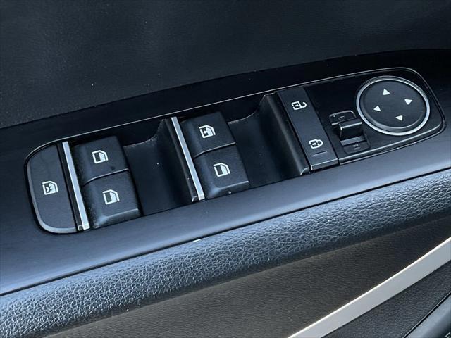 used 2023 Kia Soul car, priced at $15,901
