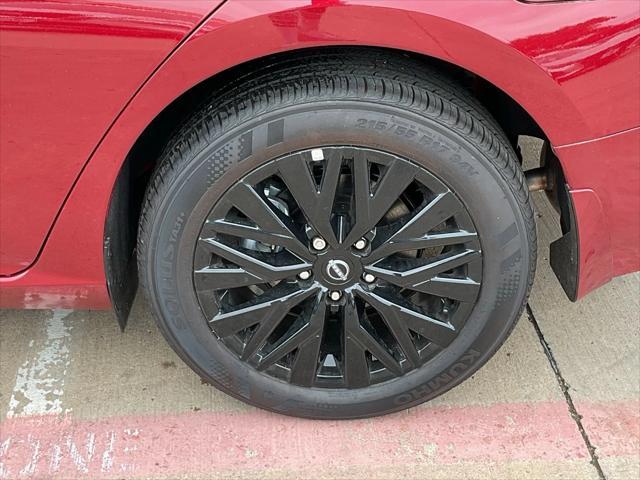new 2025 Nissan Altima car, priced at $30,126