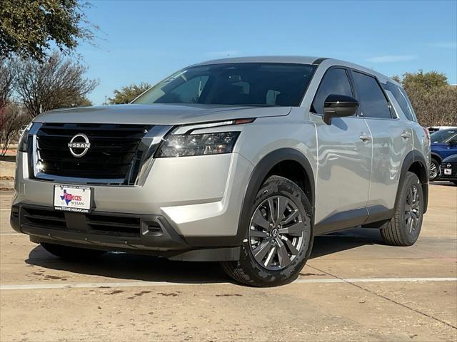 new 2025 Nissan Pathfinder car, priced at $39,010