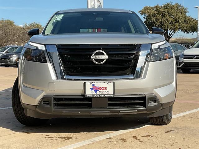 new 2025 Nissan Pathfinder car, priced at $39,010