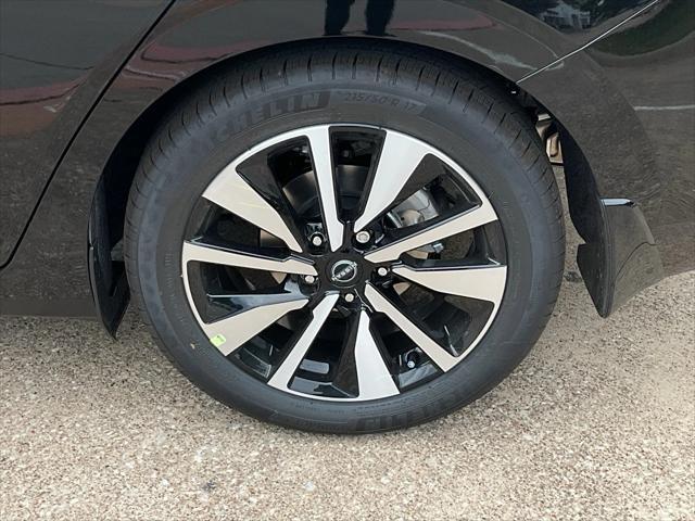 new 2025 Nissan Sentra car, priced at $25,825
